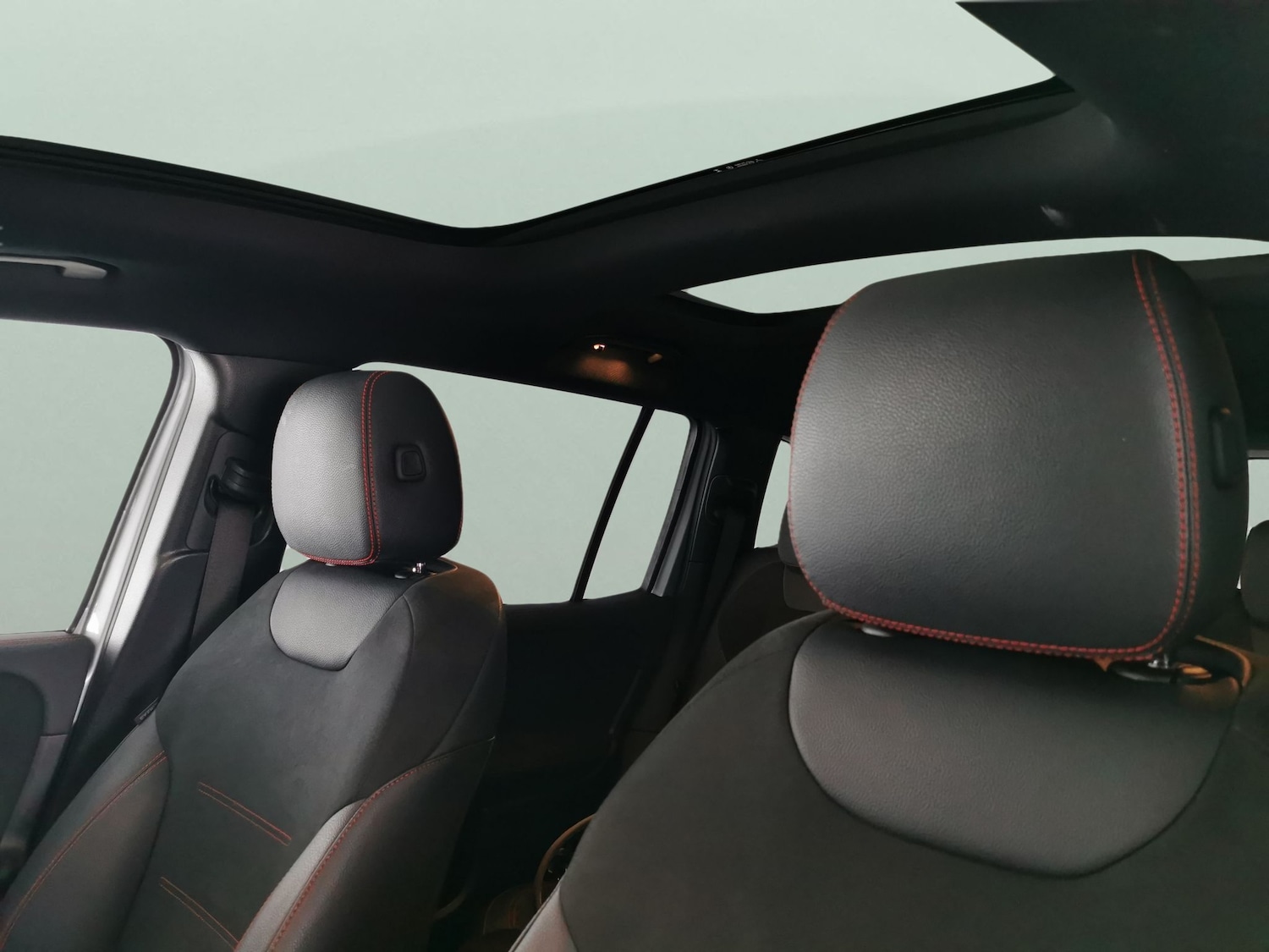 Used Mercedes-Benz EQB 2024 for sale - 77505479: Photo 5