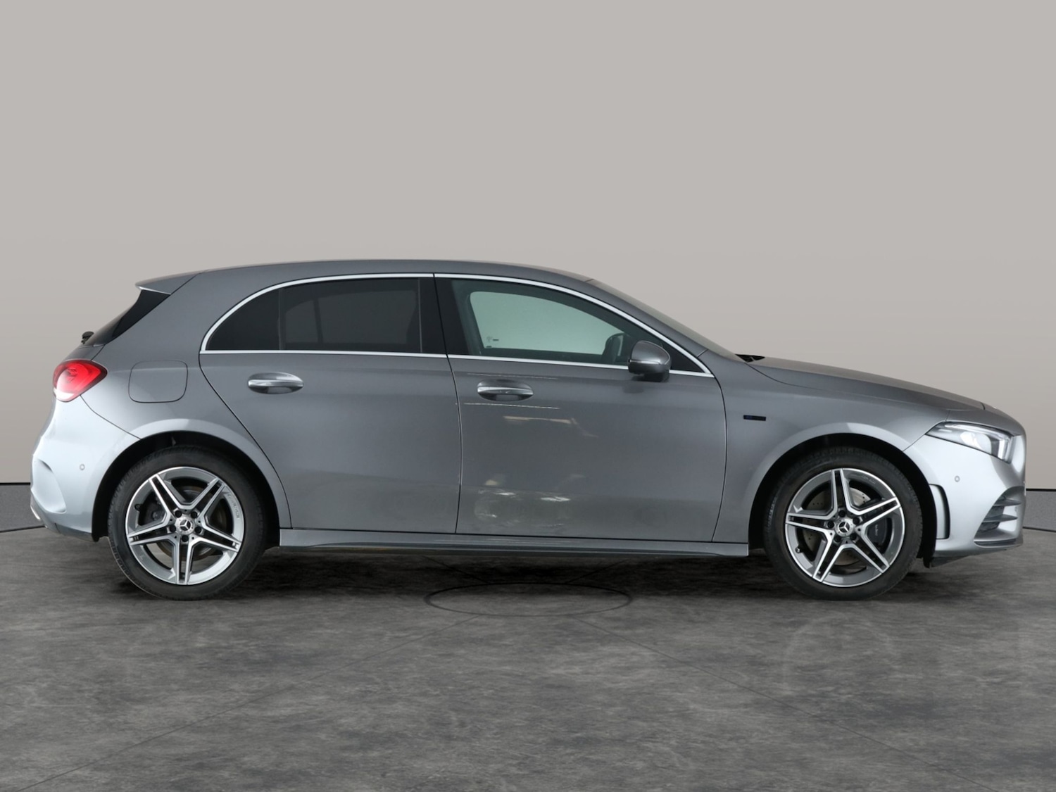 Used Mercedes-Benz A-Class 2021 for sale - 76704154: Photo 9