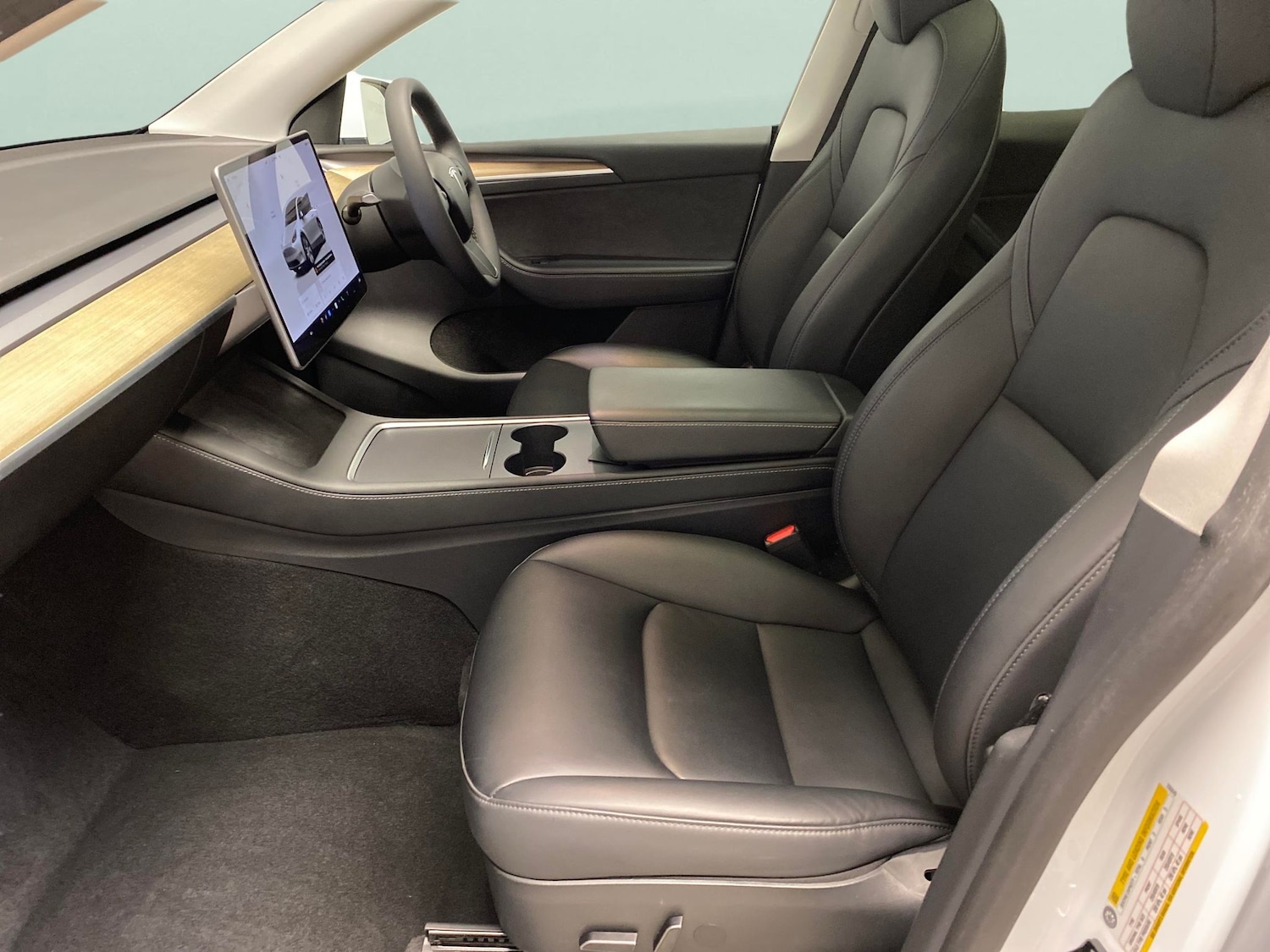 Used Tesla Model Y 2023 for sale - 78025457: Photo 4