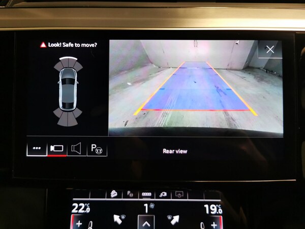 Used Audi e-tron 2022 for sale - 76222284: Photo 9