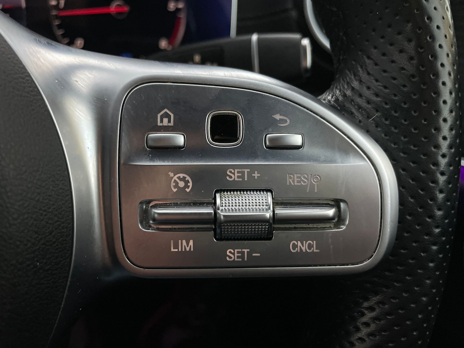 Used Mercedes-Benz E Class for sale - 77019309: Photo 28