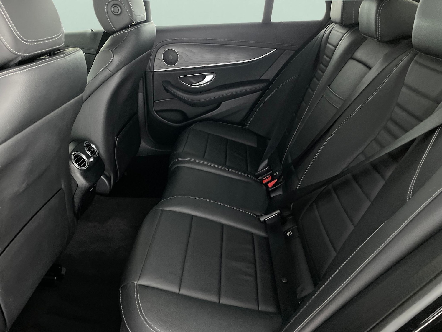 Used Mercedes-Benz E Class for sale - 77019309: Photo 33