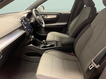 Used Volvo XC40 2024 for sale - 78768396: Photo