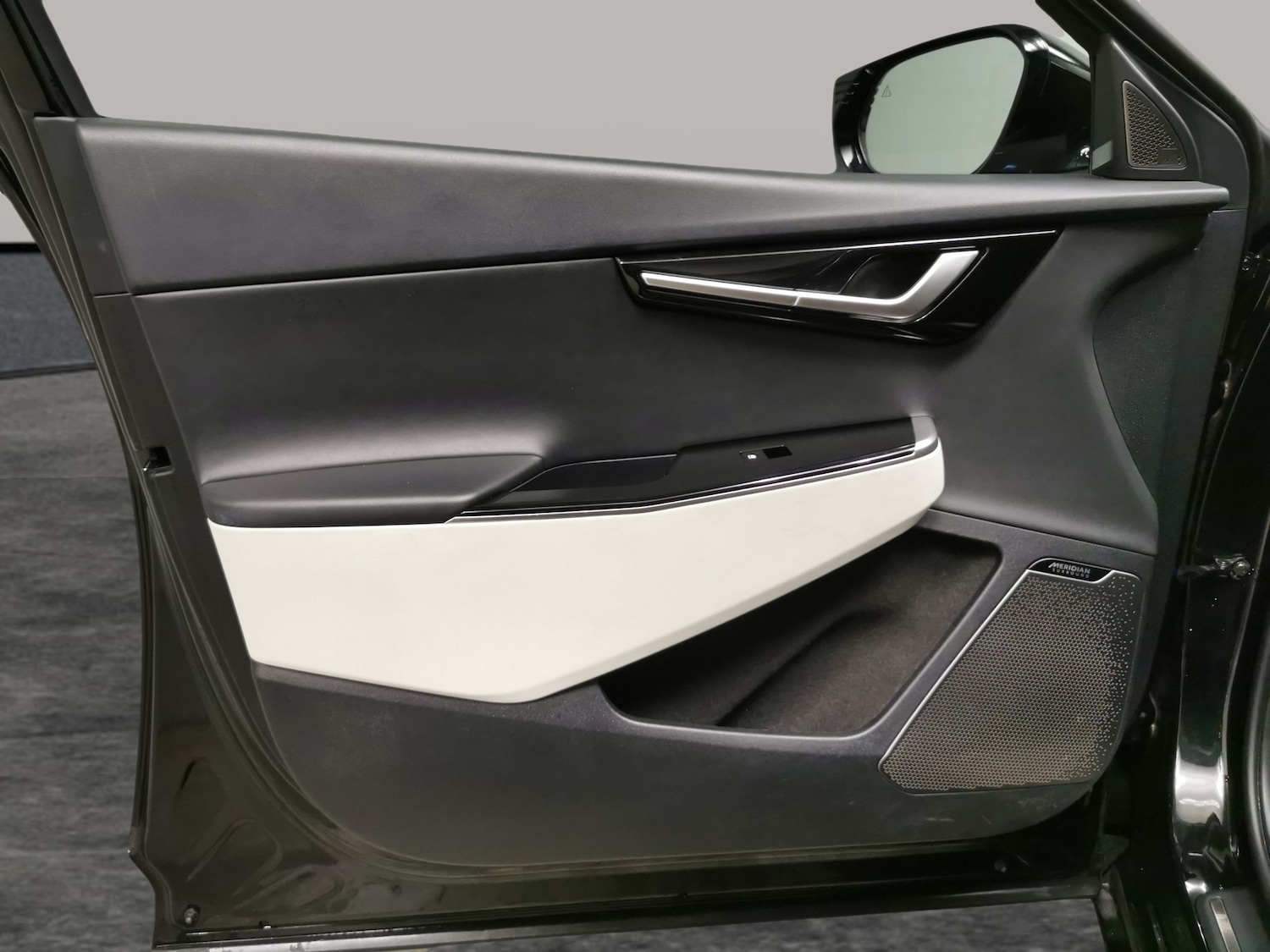 Used Kia EV6 2022 for sale - 77983219: Photo 31