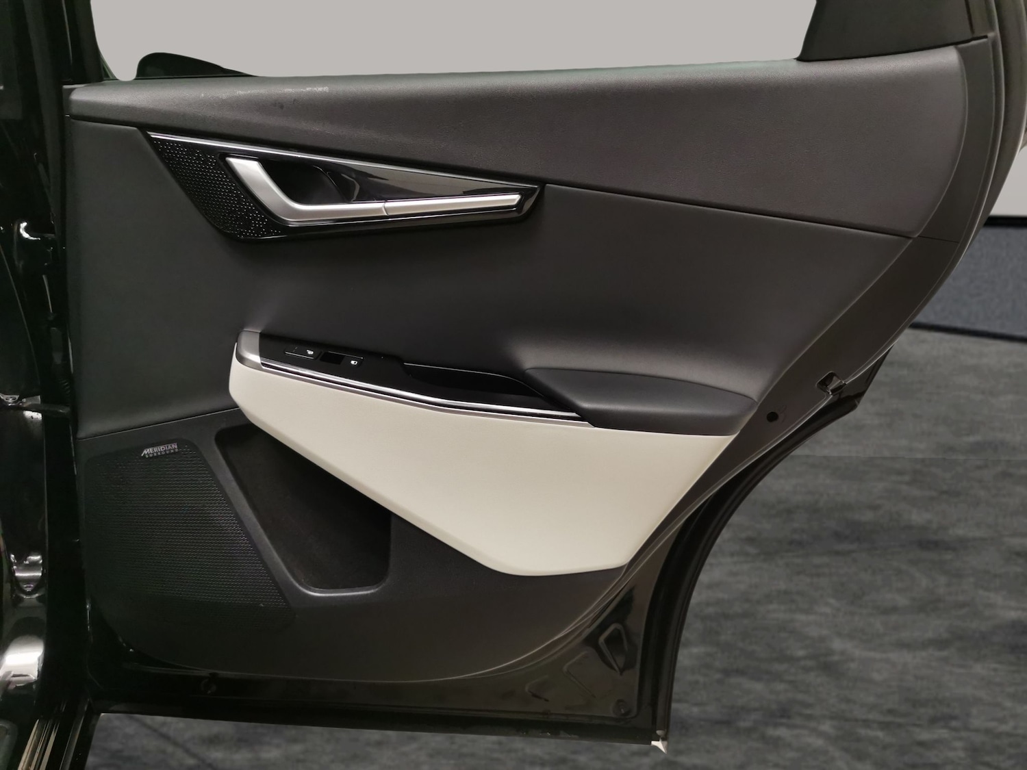 Used Kia EV6 2022 for sale - 77983219: Photo 33