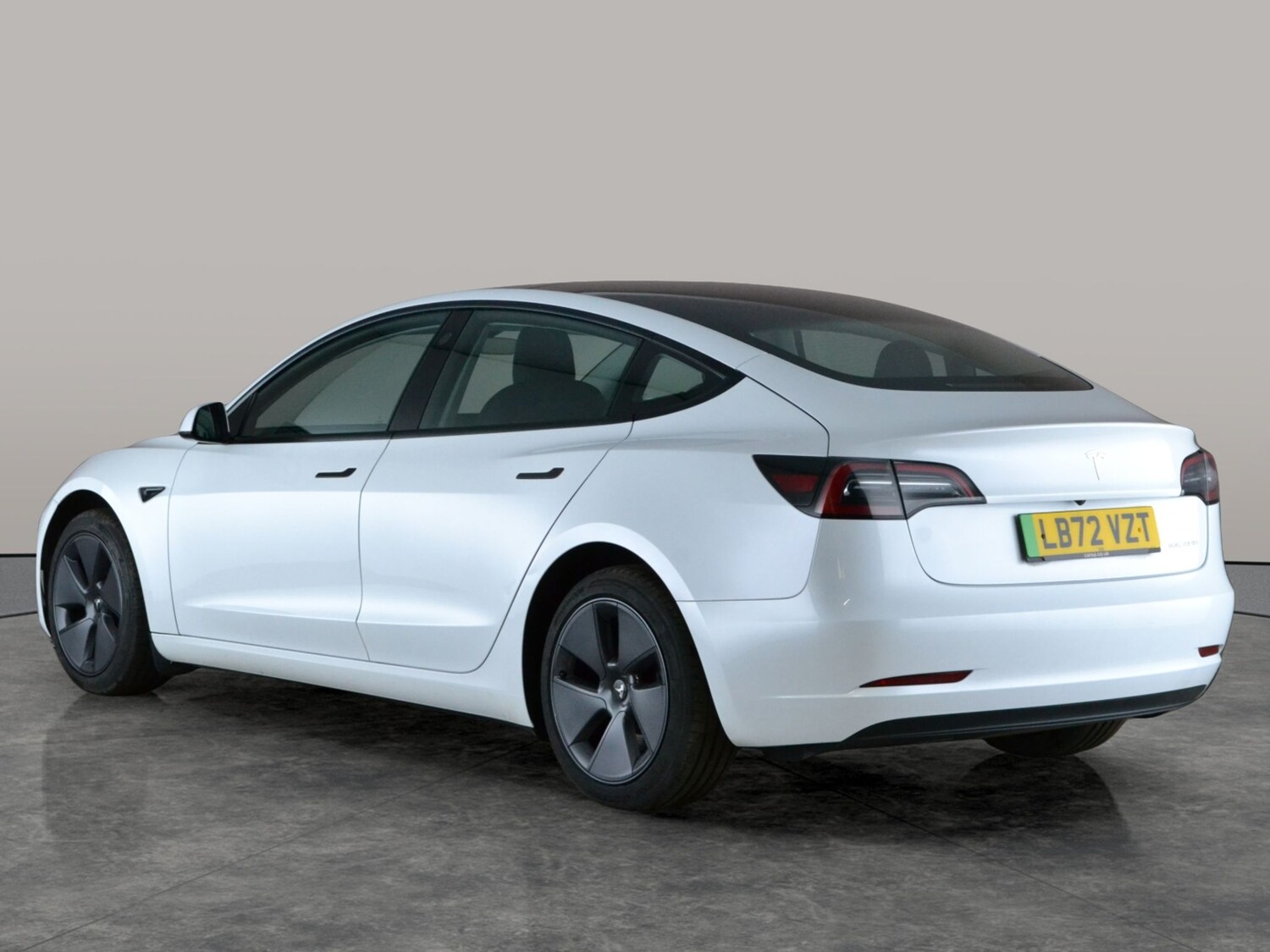 Used Tesla Model 3 2022 for sale - 77932384: Photo 12