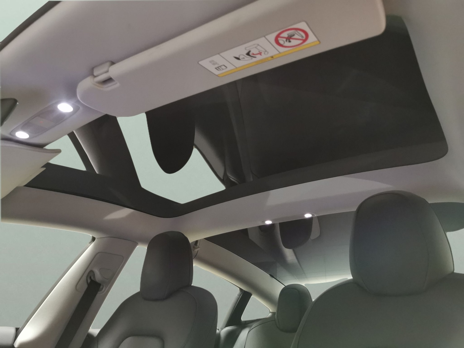 Used Tesla Model 3 2022 for sale - 77932384: Photo 5