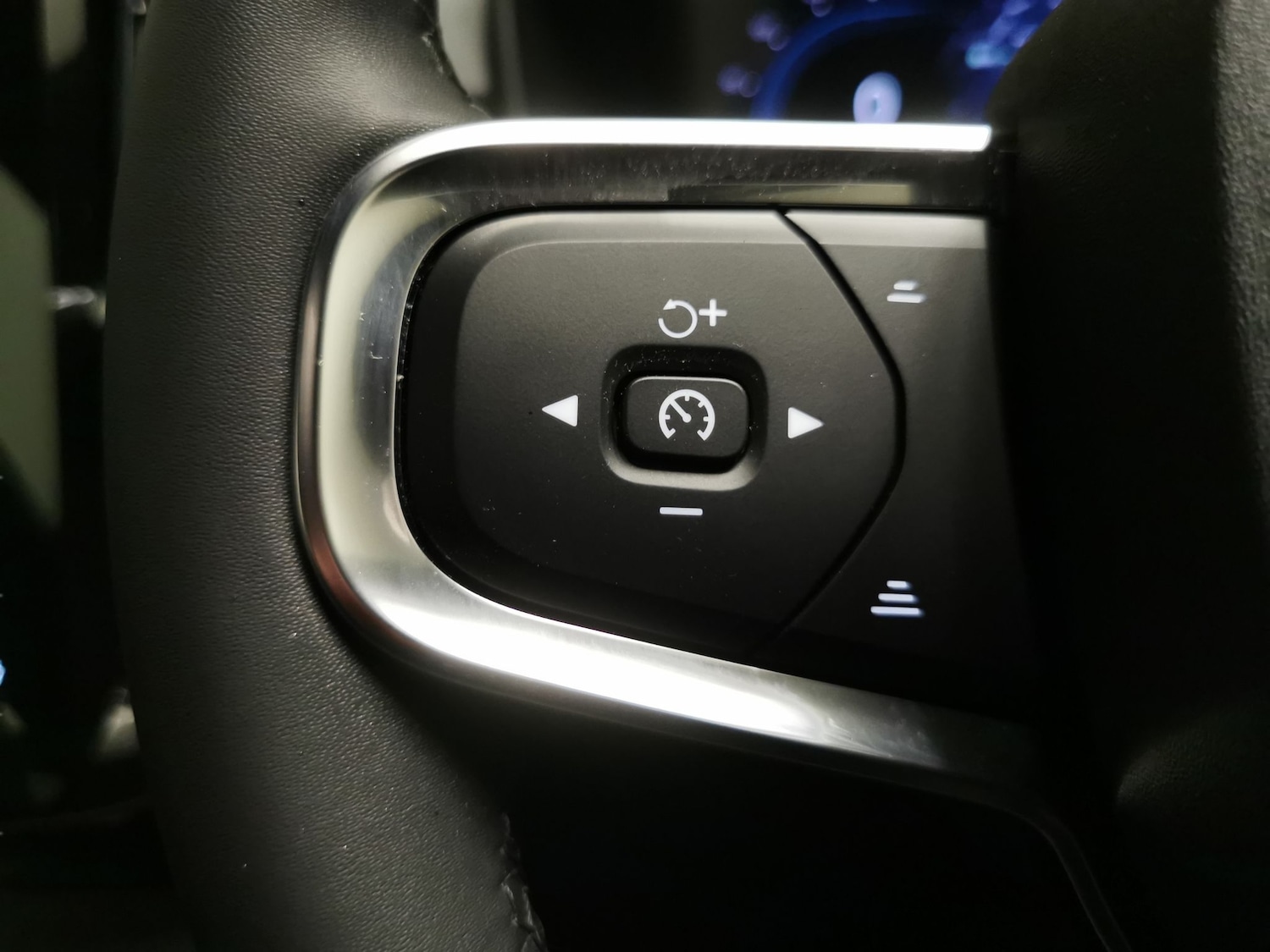 Used Volvo C40 2023 for sale - 78025368: Photo 19