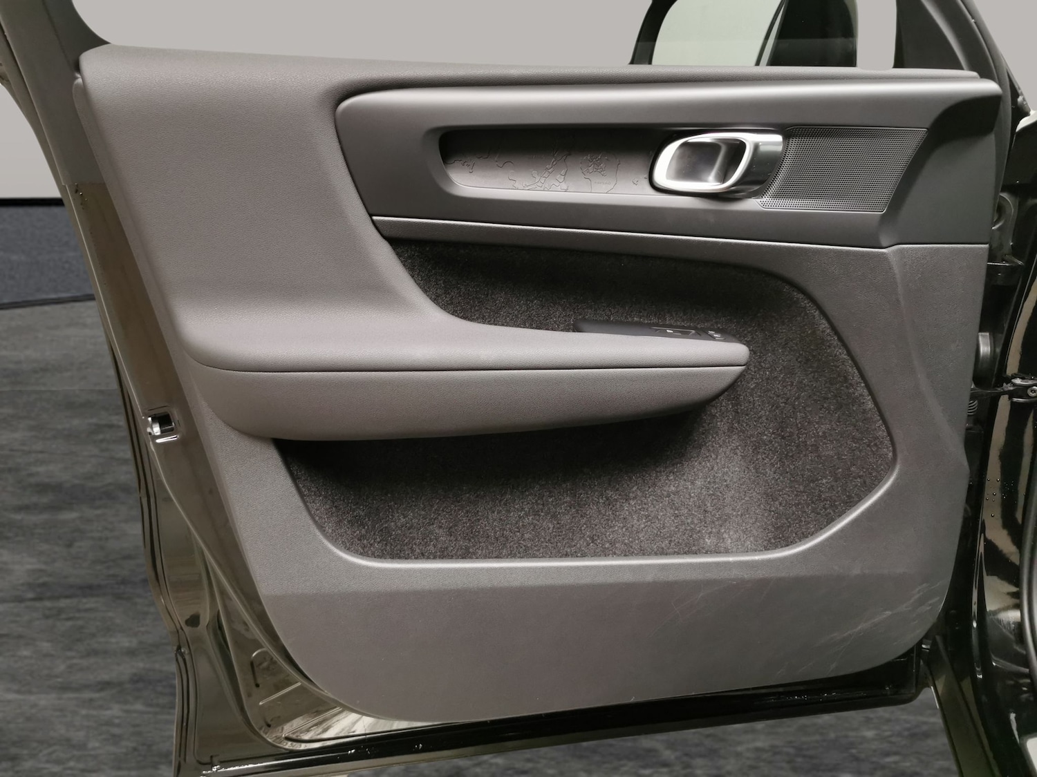 Used Volvo C40 2023 for sale - 78025368: Photo 25