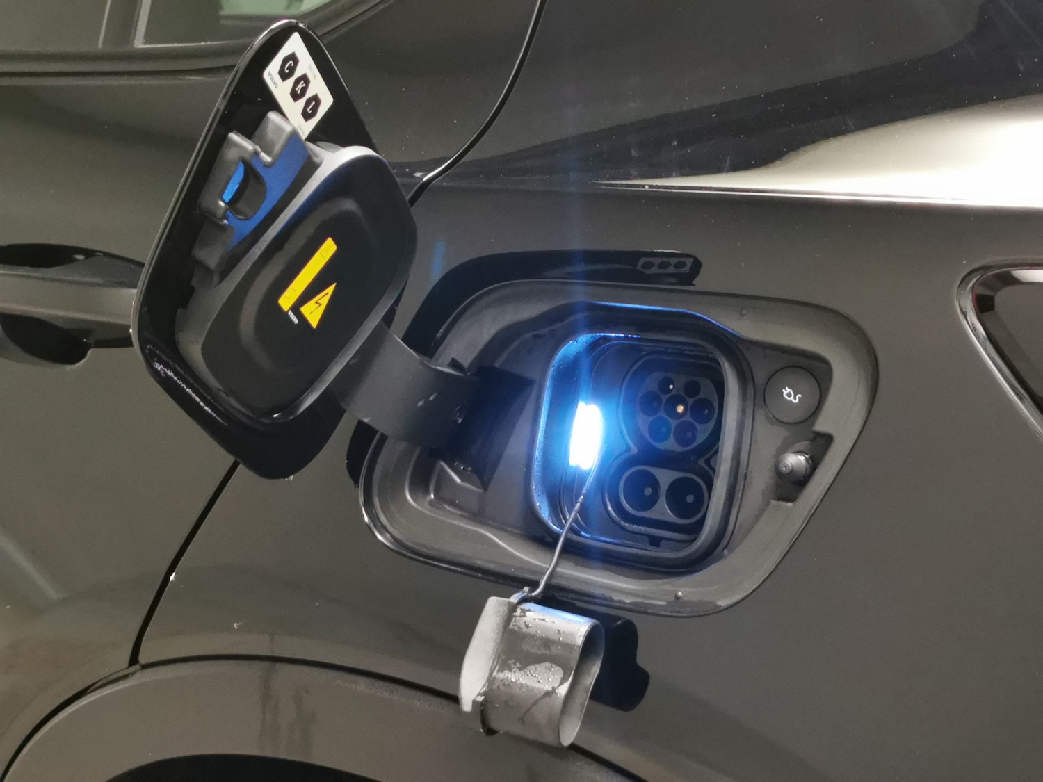 Used Volvo C40 2023 for sale - 78025368: Photo 29