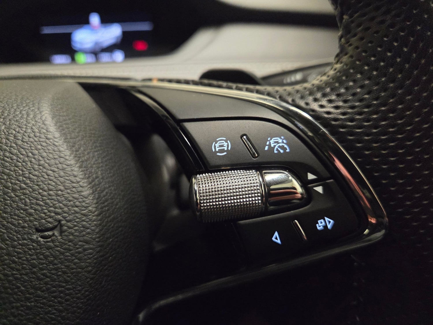 Used Skoda Enyaq 2023 for sale - 77756840: Photo 18