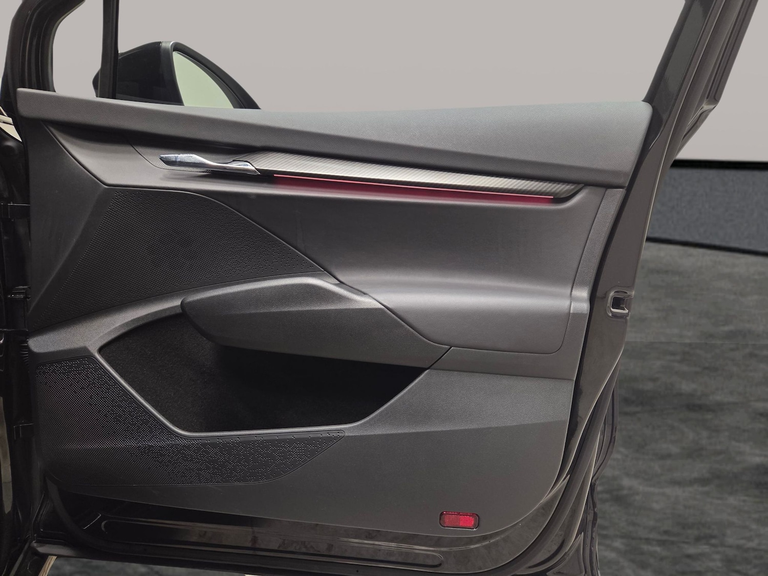 Used Skoda Enyaq 2023 for sale - 77756840: Photo 27