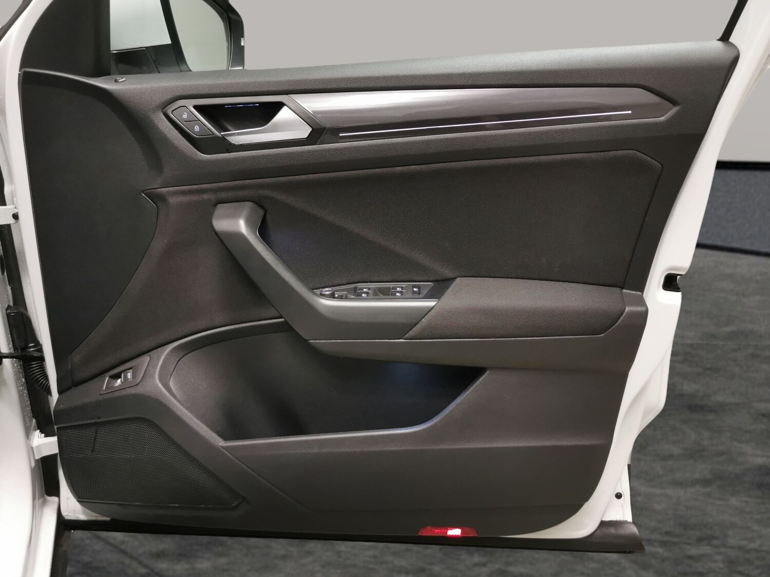 Used Volkswagen T-Roc 2021 for sale - 77797915: Photo 32