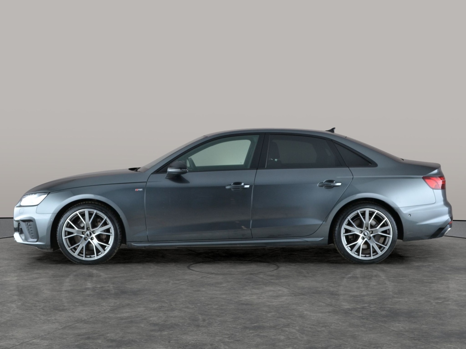 Used Audi A4 2021 for sale - 76960561: Photo 13