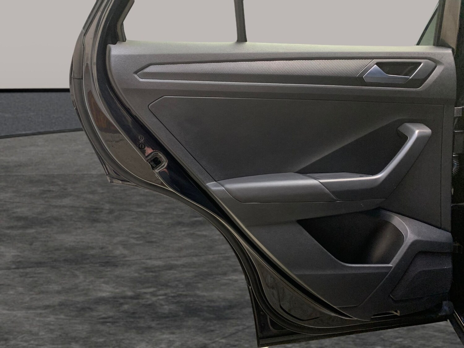 Used Volkswagen T-Roc 2019 for sale - 77529969: Photo 23