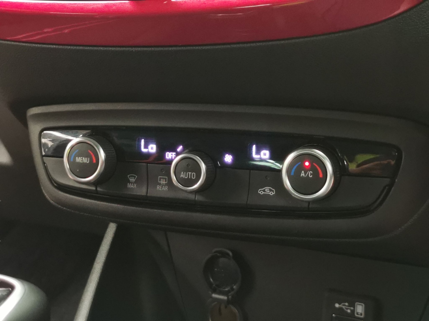 Used Vauxhall Crossland 2023 for sale - 76318990: Photo 16