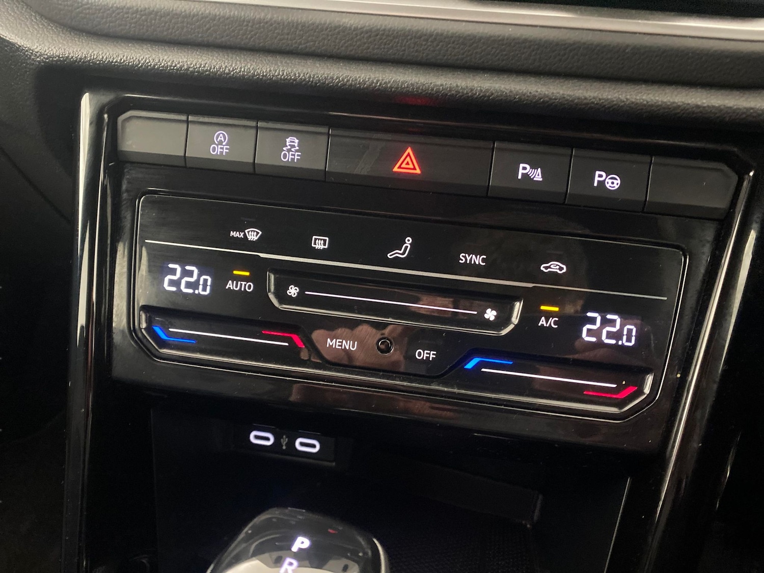 Used Volkswagen T-Roc 2023 for sale - 77552622: Photo 16