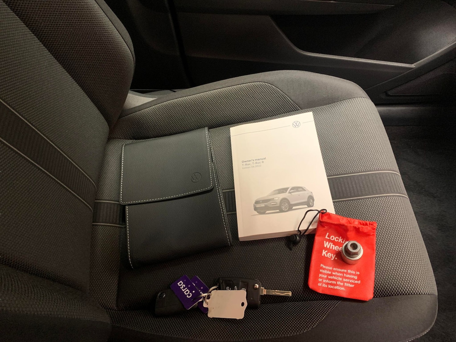 Used Volkswagen T-Roc 2022 for sale - 77795390: Photo 26