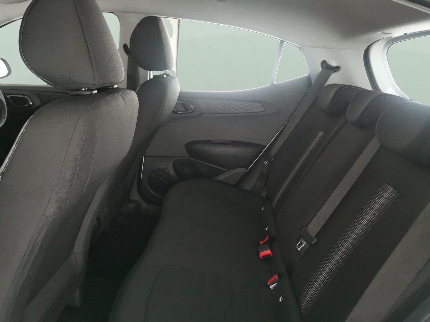 Used Hyundai i10 2023 for sale - 77272051: Photo 25