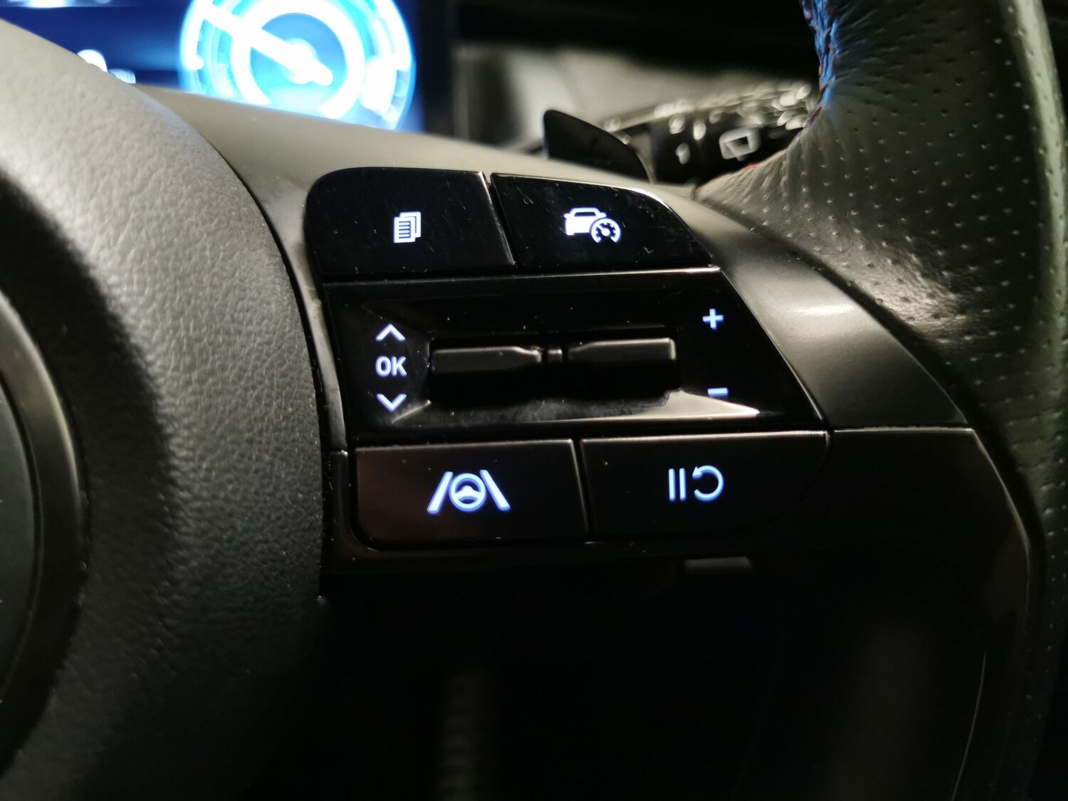 Used Hyundai TUCSON for sale - 77917011: Photo 20