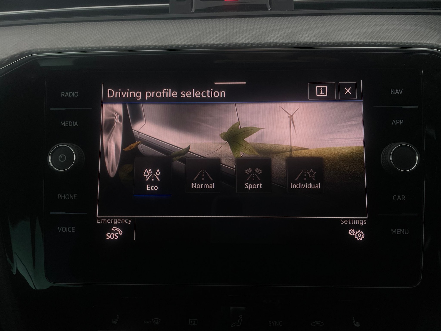 Used Volkswagen Passat 2023 for sale - 77942564: Photo 21