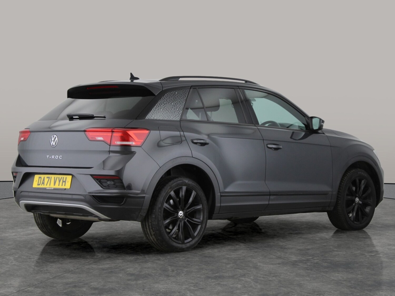 Used Volkswagen T-Roc 2021 for sale - 77360962: Photo 9