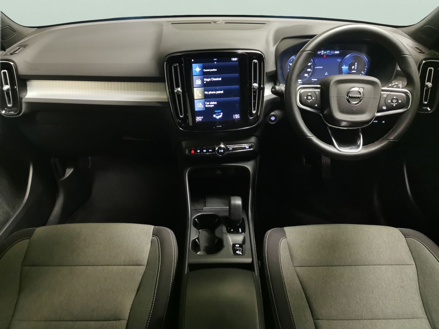 Used Volvo XC40 2022 for sale - 76821817: Photo 7