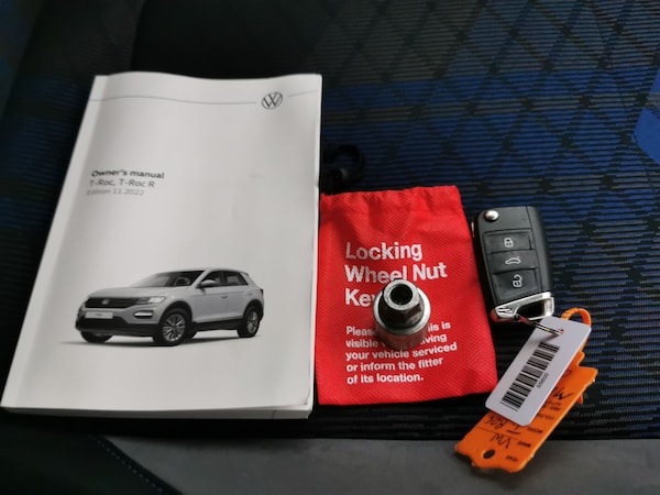 Used Volkswagen T-Roc 2023 for sale - 76271699: Photo 42