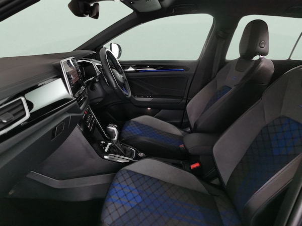 Used Volkswagen T-Roc 2023 for sale - 76271699: Photo 4