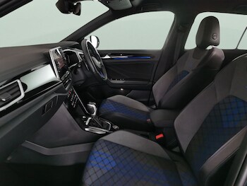 Used Volkswagen T-Roc 2023 for sale - 76271699: Photo 4