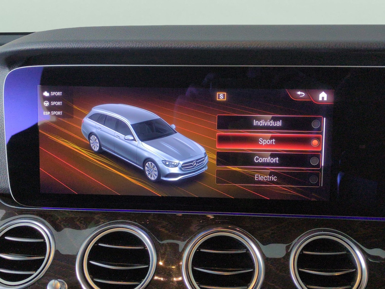 Used Mercedes-Benz E Class 2021 for sale - 76475372: Photo 18