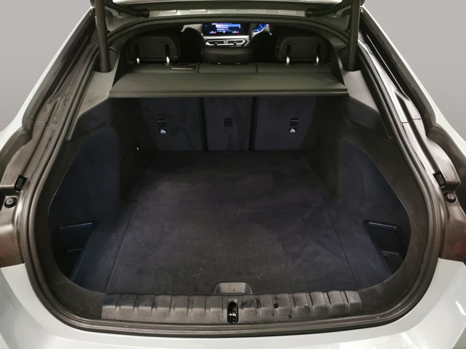 Used BMW i4 2022 for sale - 76722602: Photo 35