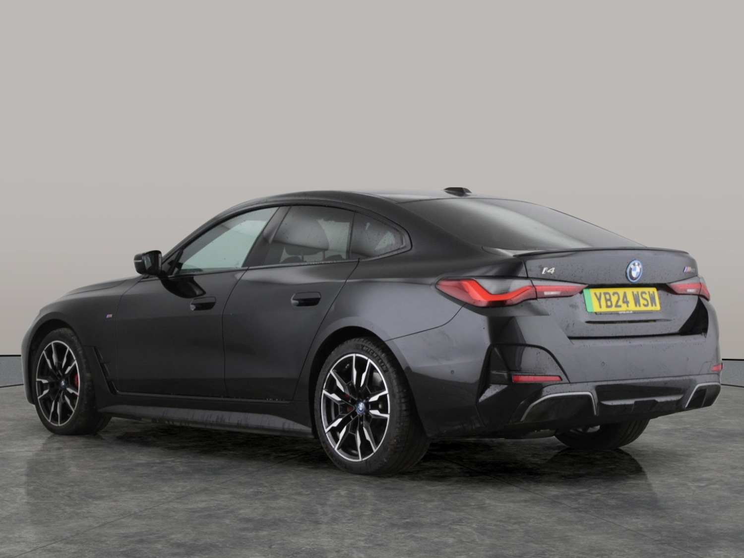 Used BMW i4 2024 for sale - 77418142: Photo 11