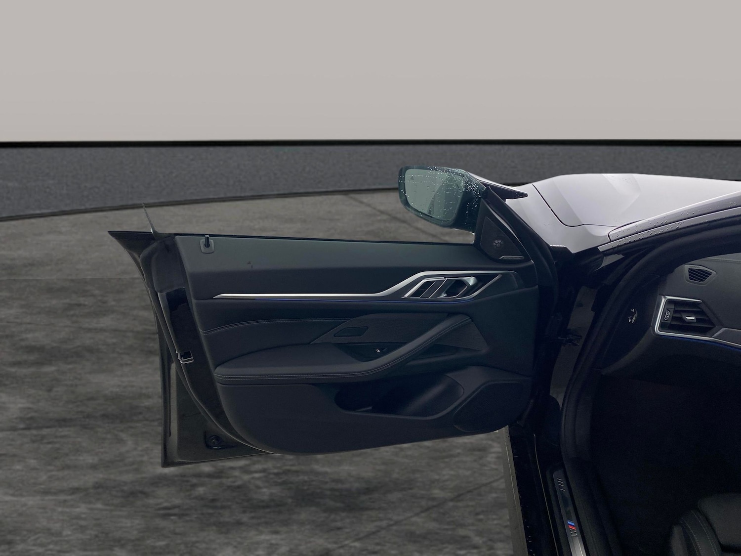 Used BMW i4 2024 for sale - 77418142: Photo 24