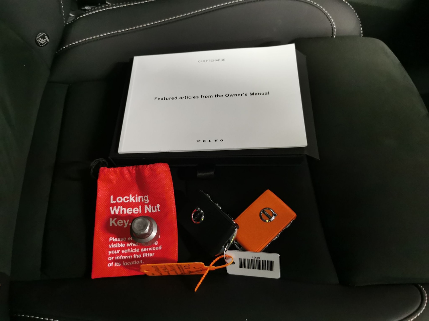 Used Volvo C40 2022 for sale - 76889199: Photo 35