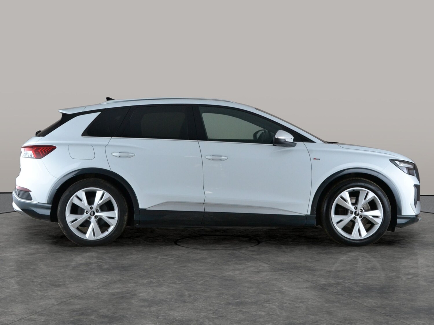 Used Audi Q4 e-tron 2022 for sale - 78079252: Photo 8