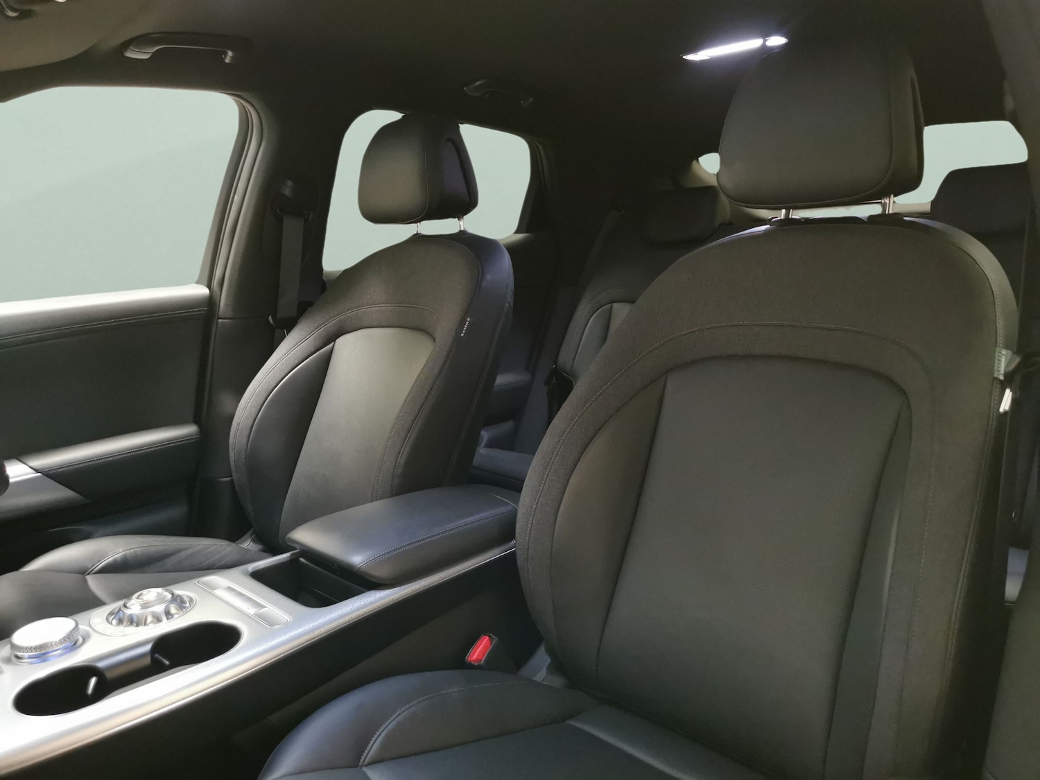 Used Genesis GV60 2022 for sale - 77381388: Photo 6