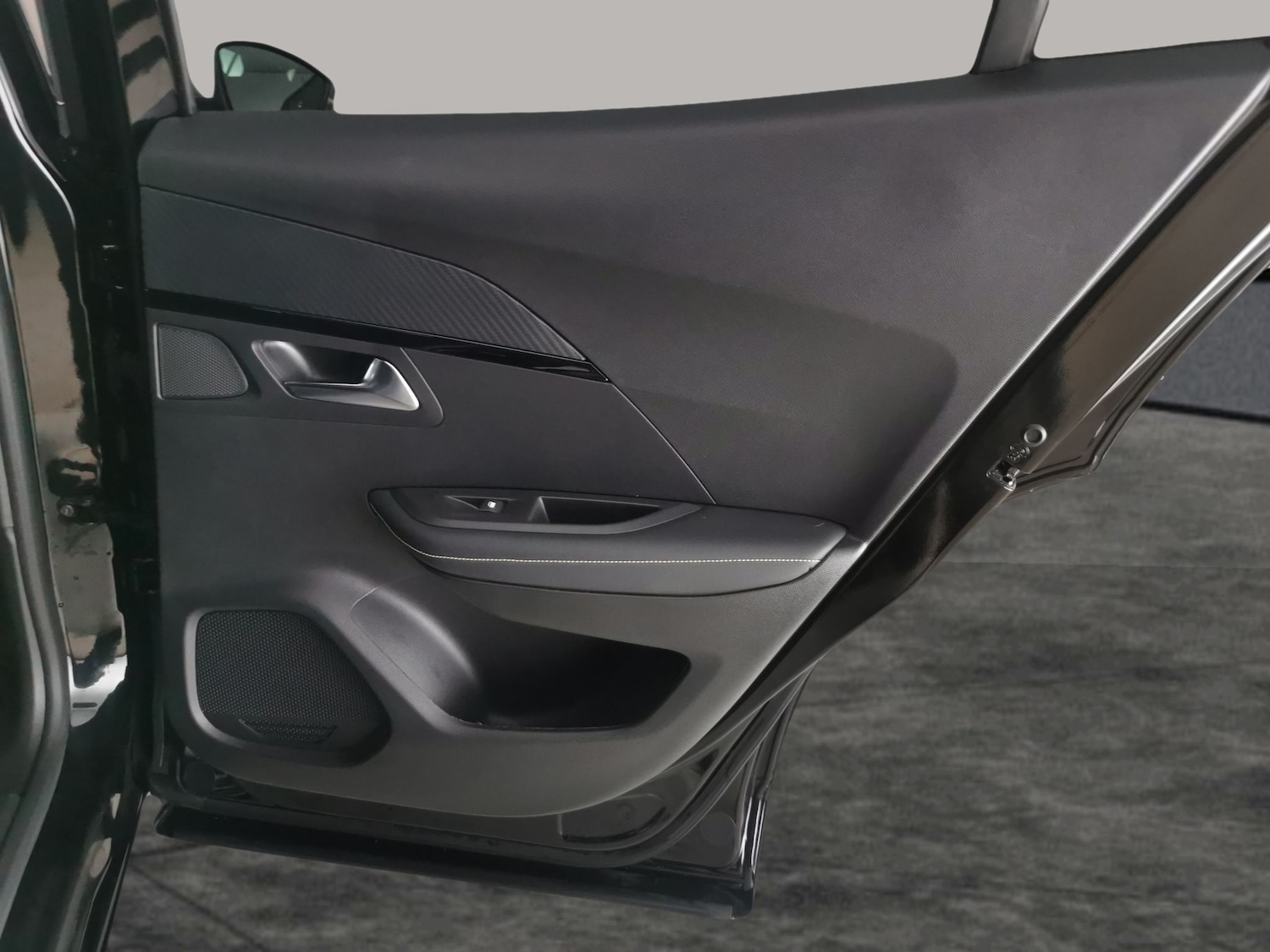 Used Peugeot 2008 2022 for sale - 77135170: Photo 30