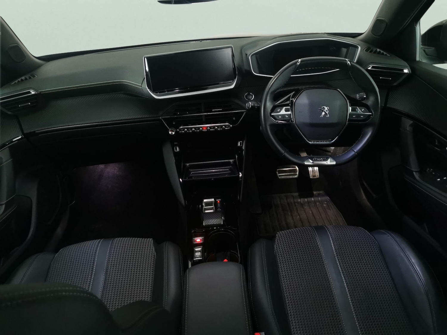 Used Peugeot 2008 2022 for sale - 77135170: Photo 7