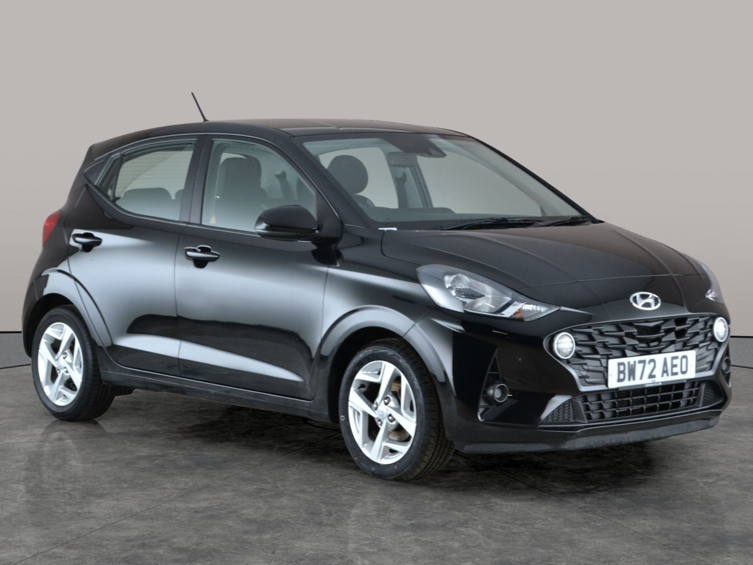Used Hyundai i10 2023 for sale - 77043687: Photo 8