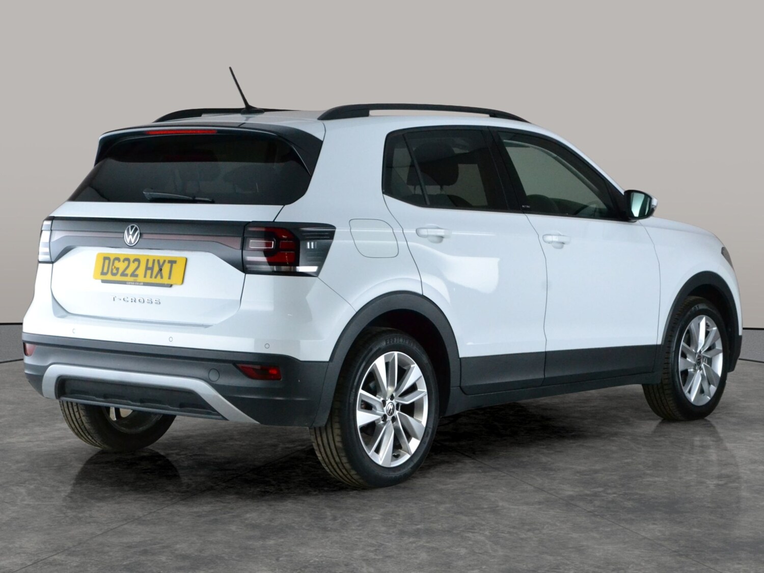 Used Volkswagen T-Cross 2022 for sale - 77888176: Photo 10