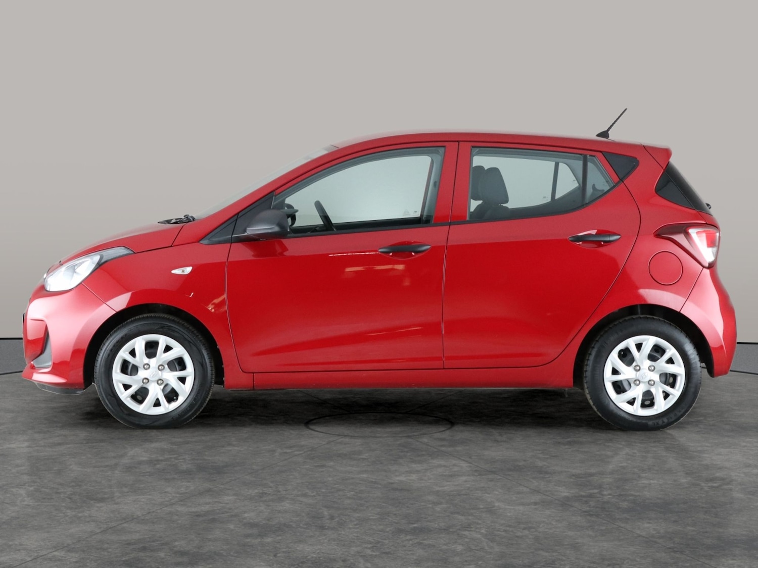Used Hyundai i10 2019 for sale - 76118147: Photo 14