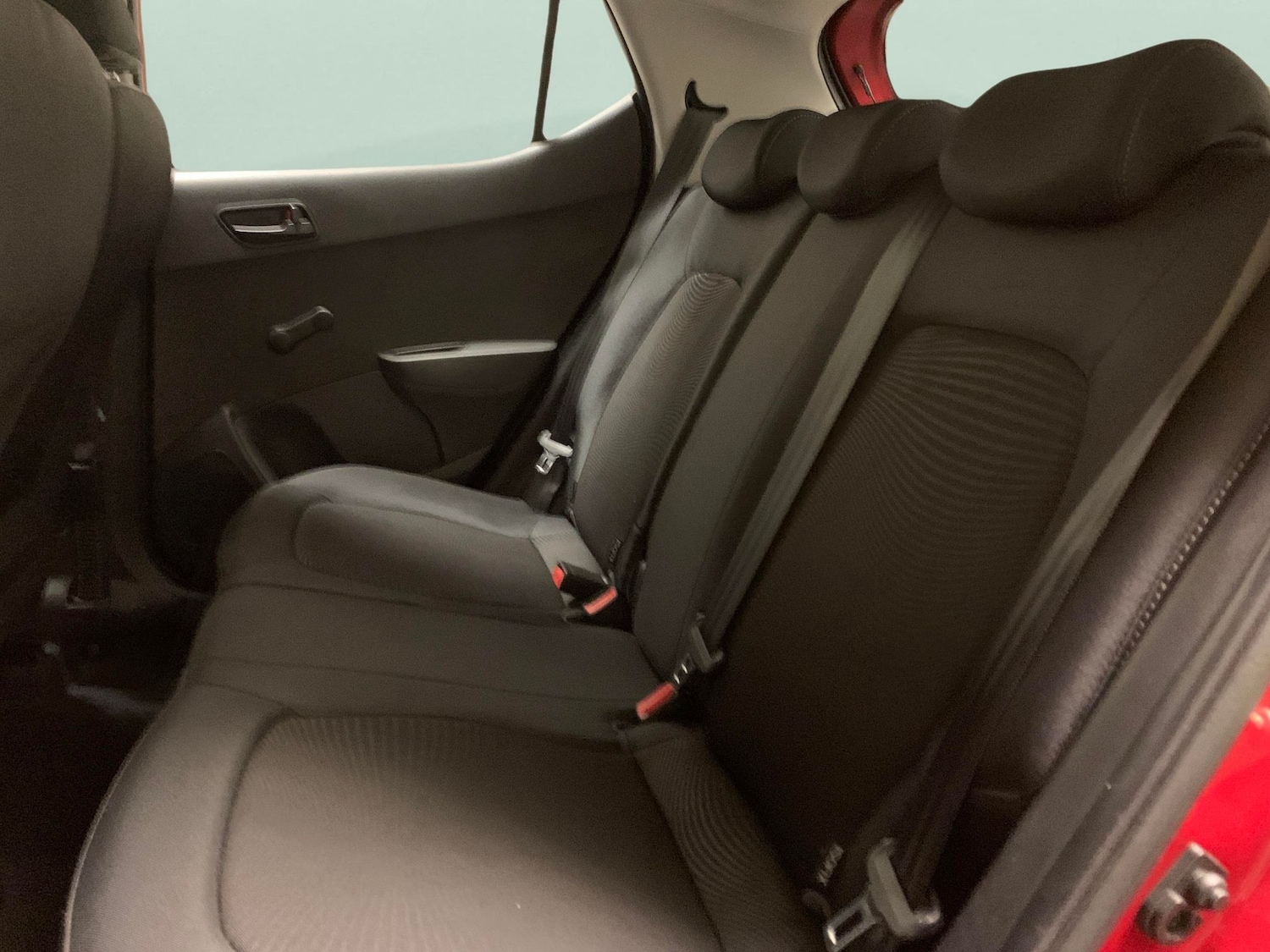 Used Hyundai i10 2019 for sale - 76118147: Photo 23