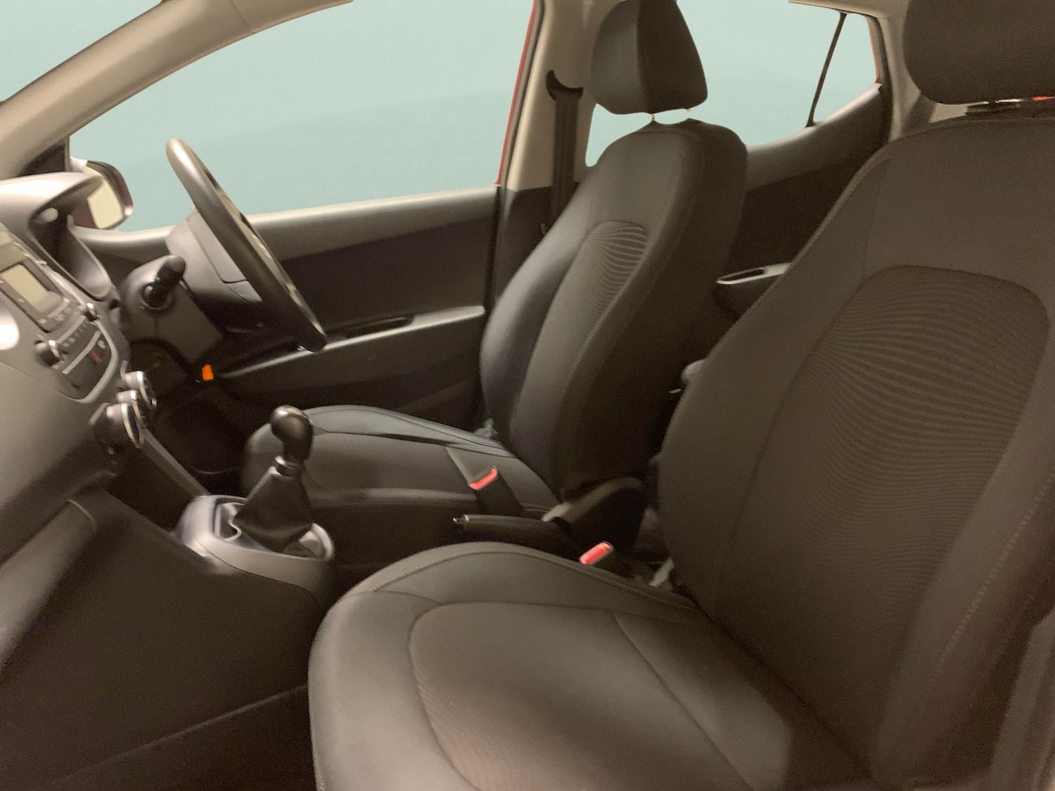 Used Hyundai i10 2019 for sale - 76118147: Photo 5