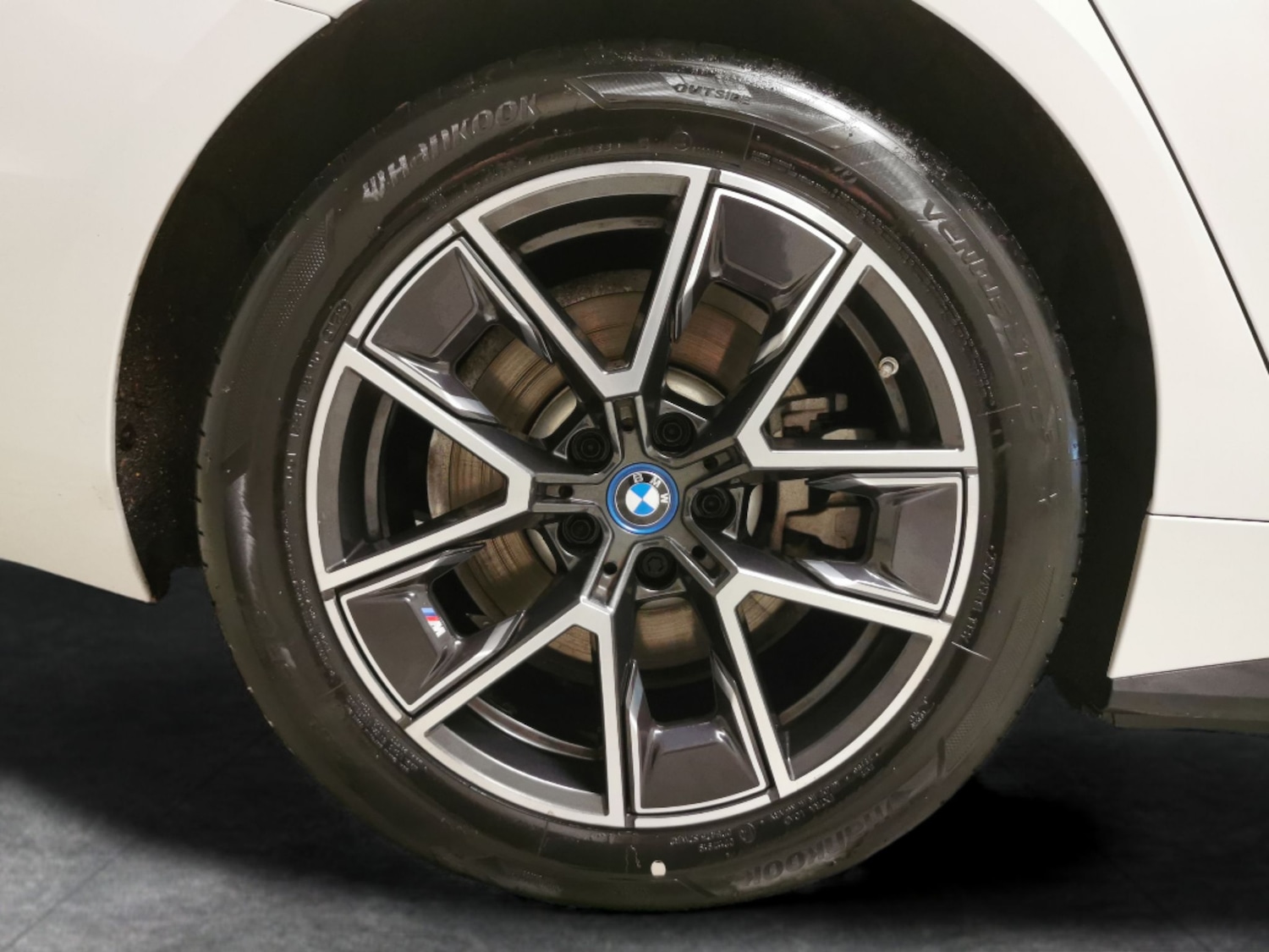 Used BMW i4 2022 for sale - 77193986: Photo 29