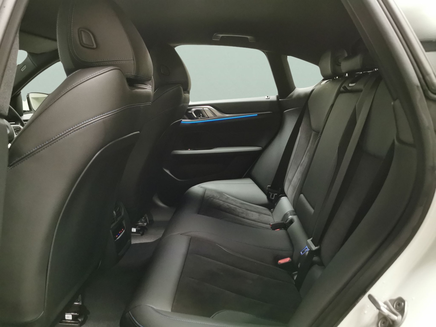 Used BMW i4 2022 for sale - 77193986: Photo 30