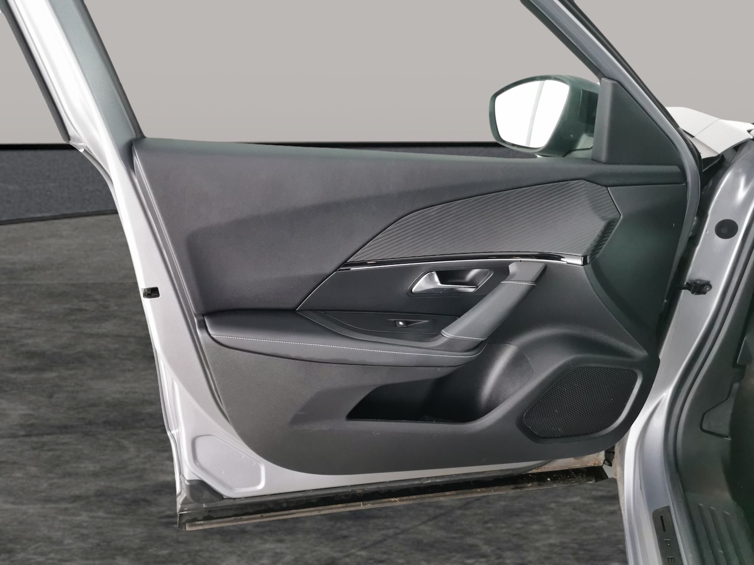 Used Peugeot 2008 2021 for sale - 77833660: Photo 29