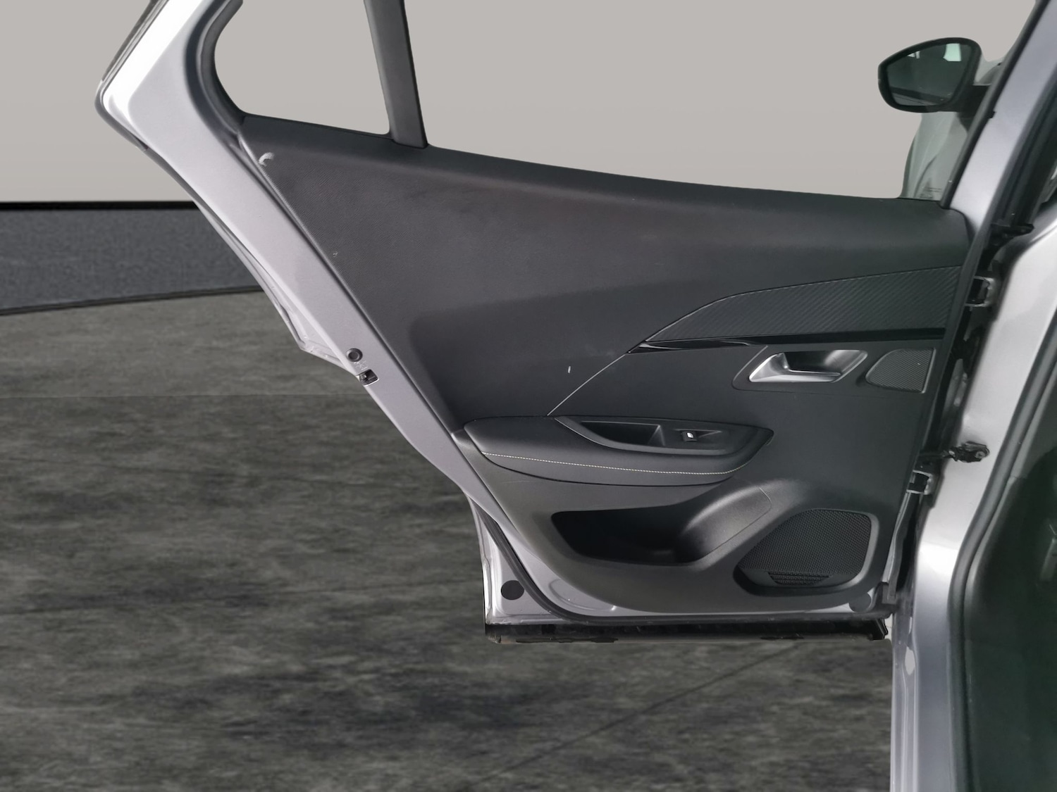 Used Peugeot 2008 2021 for sale - 77833660: Photo 30