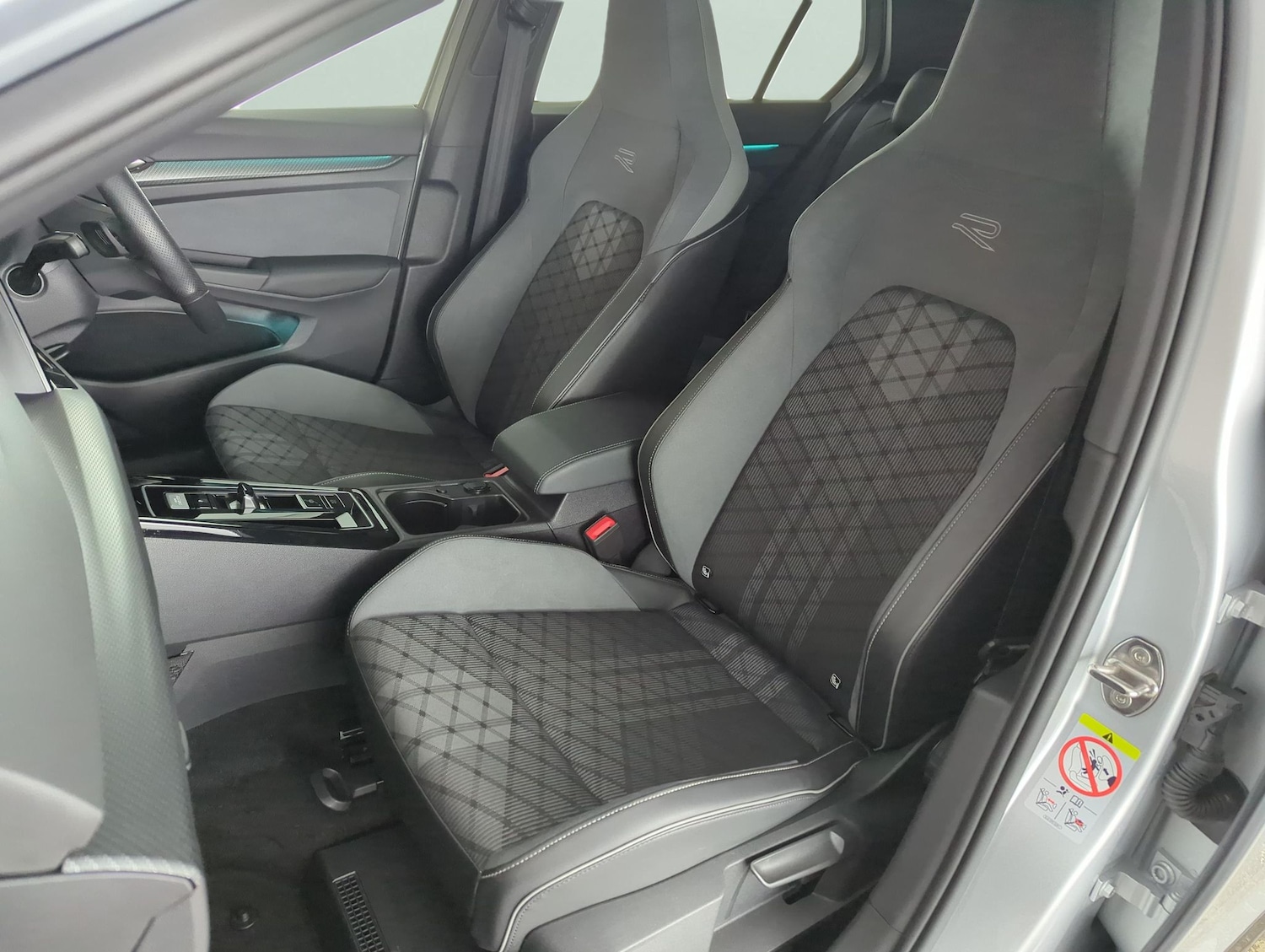 Used Volkswagen Golf 2024 for sale - 77730705: Photo 6