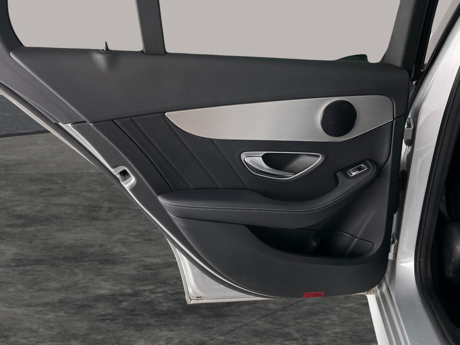 Used Mercedes-Benz C Class 2018 for sale - 76919478: Photo 30